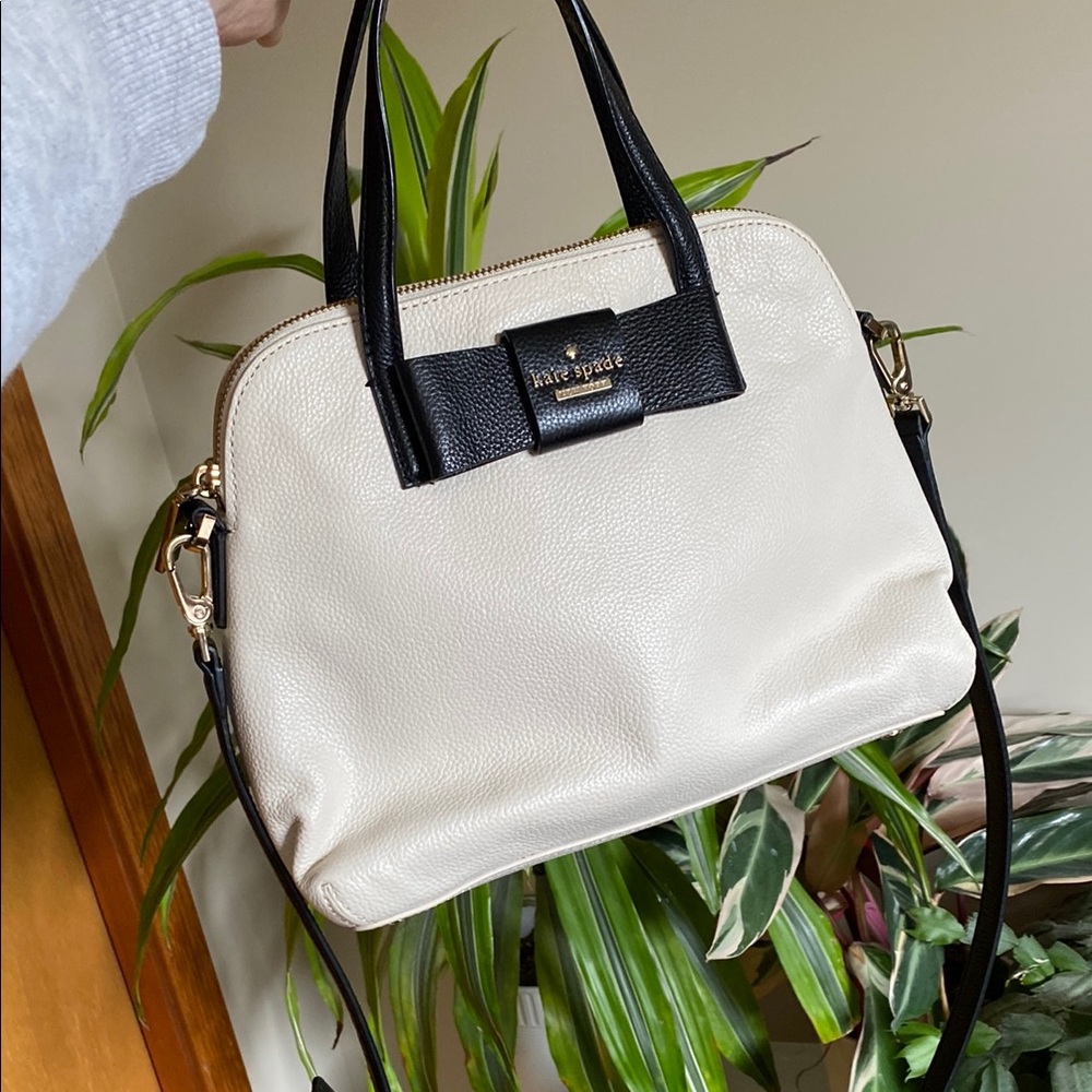 Kate Spade Dome Crossbody Bag in Cream and Black Leather